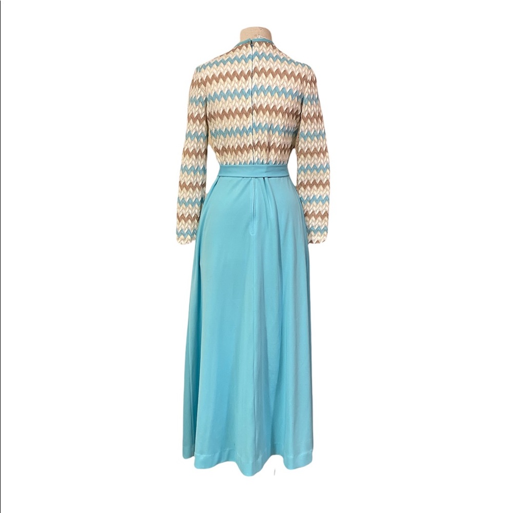 {vintage} Dress - Picture 3 of 7